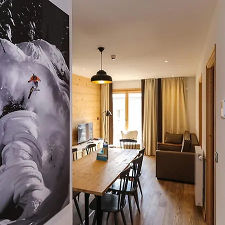 In With Mont-blanc Views 公寓 孔布卢
