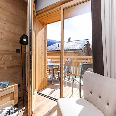 In With Mont-blanc Views * 孔布卢