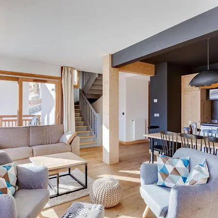 In With Mont-blanc Views